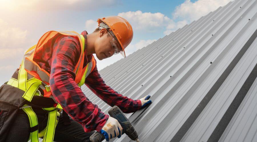 GAF certified roofer in Drury, MA
